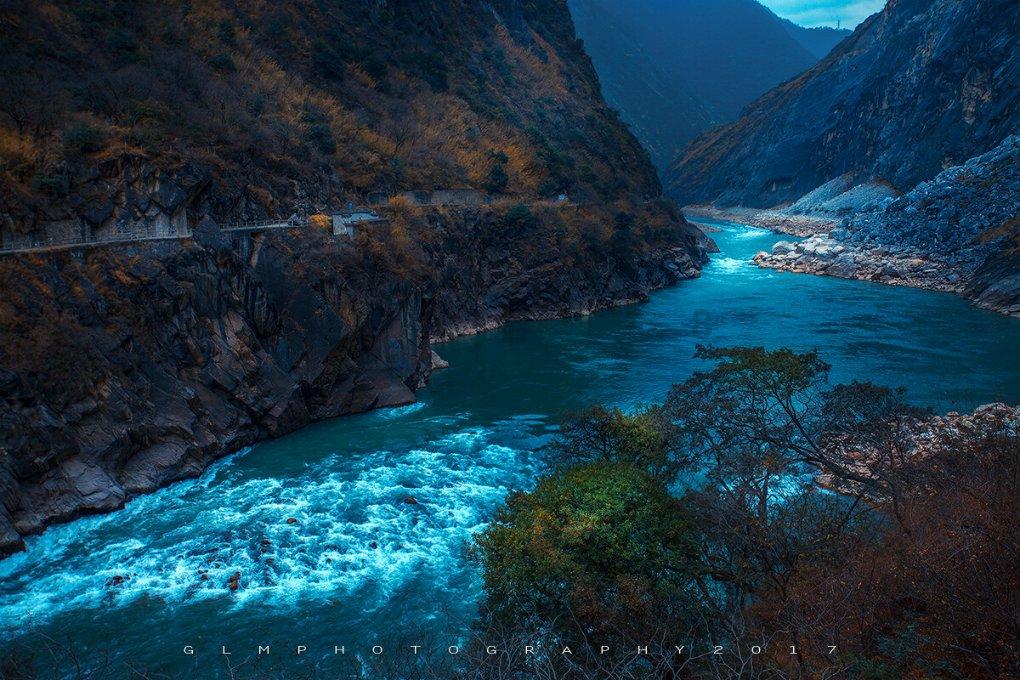 成年人的睡眠每天平均需要几个小时？游戏画面